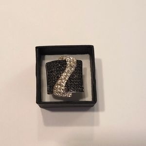Black and white stone ring size 9